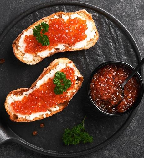 14 Incredible Caviar Recipes That’ll Give You A Taste of The Ocean