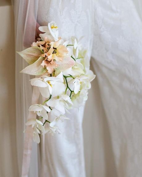 small wedding bouquets white