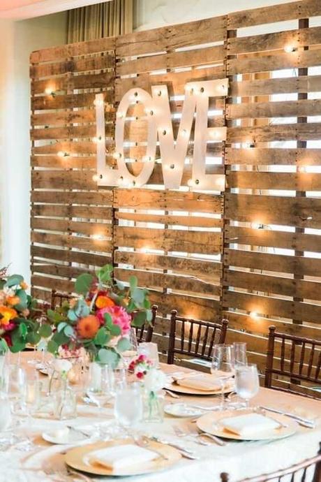 wood pallet wedding ideas