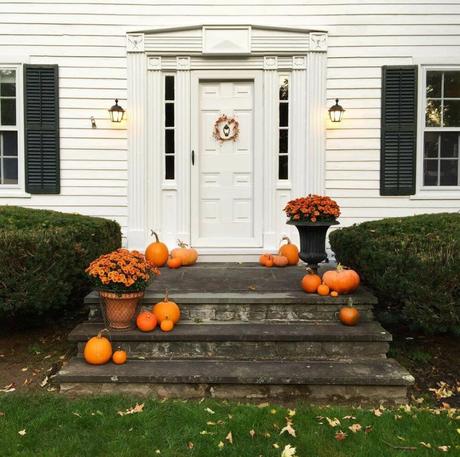 outdoor fall decor for porch