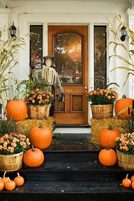 outdoor fall yard decor