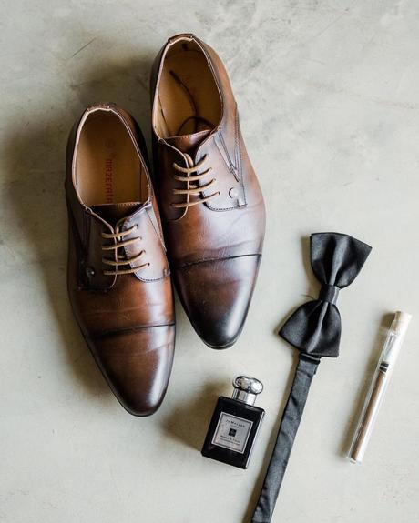 brown mens wedding shoes oxford for barn boho wedding willowroad photography