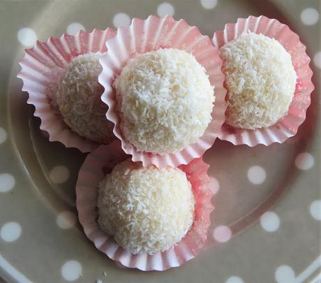 No Bake Lemon Coconut Balls