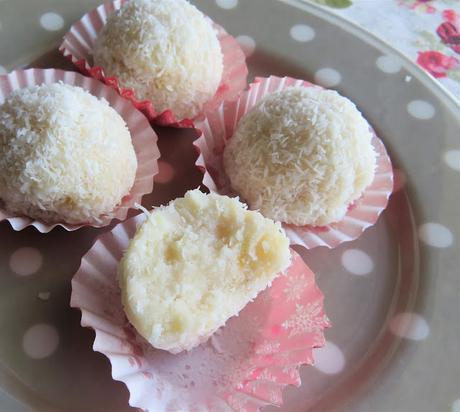 No Bake Lemon Coconut Balls