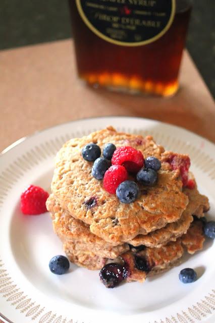 Hearty Whole Wheat and Oat Vegan Pancakes