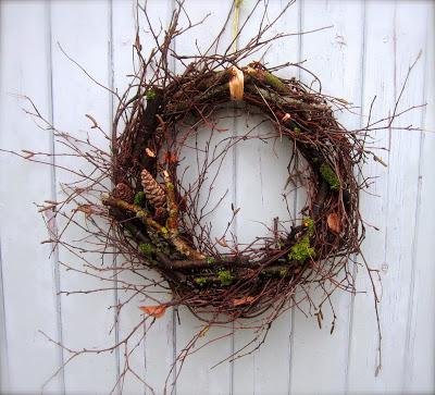 Forage your wreath ingredients - there are lots out there!