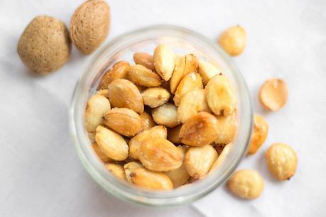 Fried Marcona Almonds - Almendras Marconas fritas