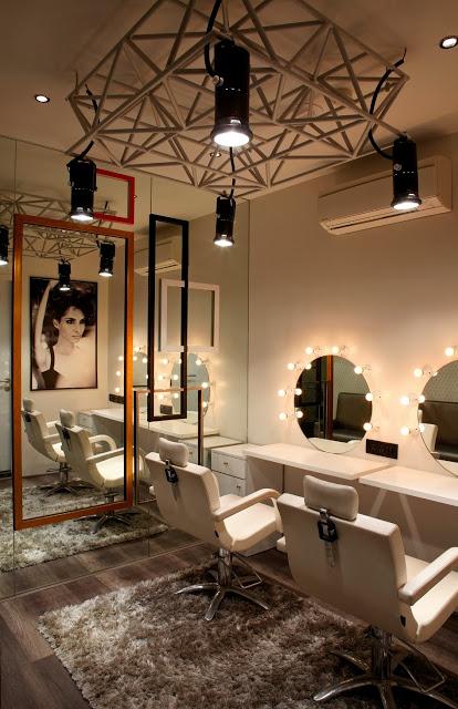 Press Release: Lakme Absolute Salon forays in Mumbai