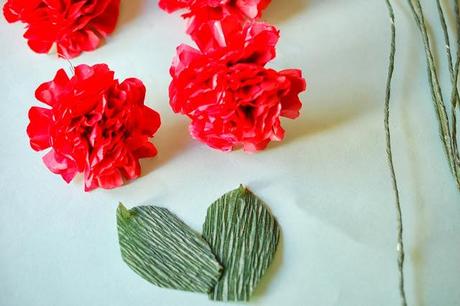 Paper Flower Wreath Tutorial