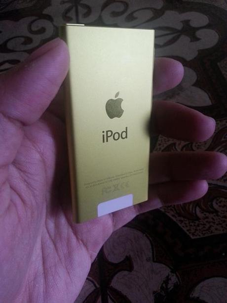 Unboxing : 16GB 7th generation Ipod Nano