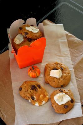 Vegan Pumpkin S'mores Cookies