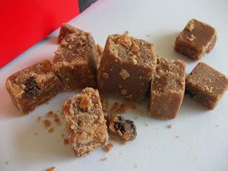 Monty Bojangles Mince Pie Christmas Fudge Review