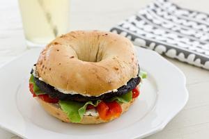 portabella_mushroom_bagel_sandwich