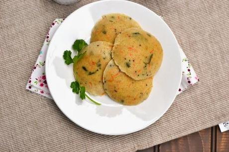 Oats Rava Idli (Instant Oats Idli)