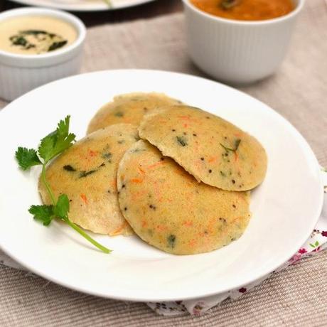 Oats Rava Idli (Instant Oats Idli)