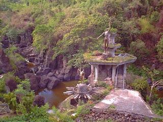 Abandon Uugong Park in Morong Rizal needs Restoration