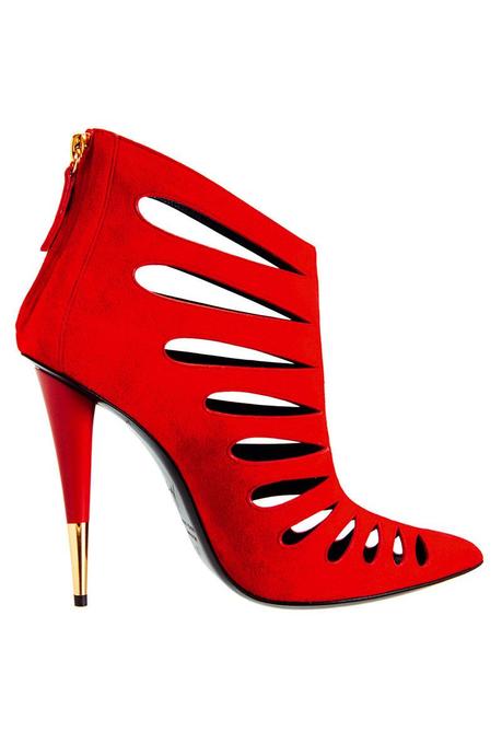 Giuseppe Zanotti Design (825 €)