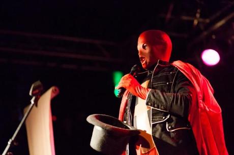 IMG 0668 620x413 OF MONTREAL GAVE PSYCHEDELIC PERFORMANCE AT NEUMOS [PHOTOS]