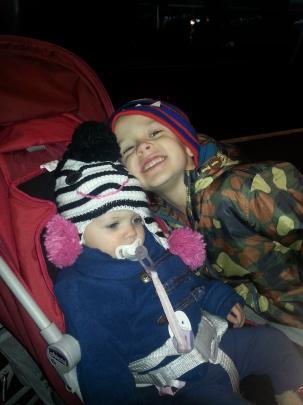 Daddy’s back! #magicmoments