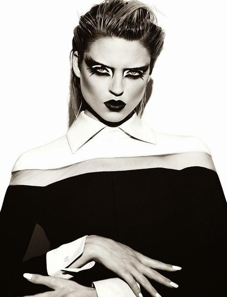 Numéro November 2013 : Solaire Martha Hunt By Txema Yeste For Numéro #148 November 2013