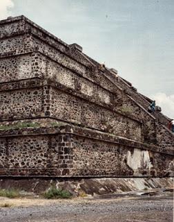 MEXICO'S ANCIENT CITY OF TEOTIHUACAN