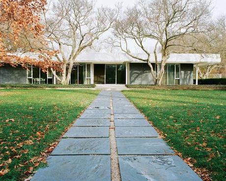 miller house front facade 