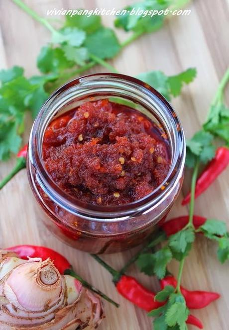 Vegetarian Galangal Chilli Sauce