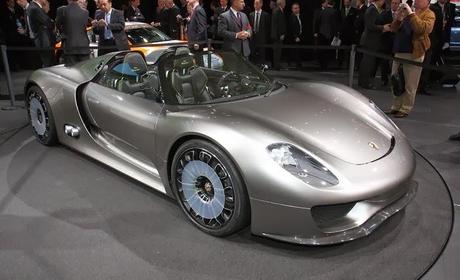 REVIEW: The Porsche 918 Spyder Plug-In Hybrid Concept Unveiled!