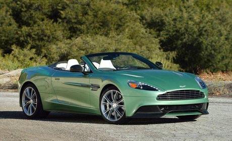 Aston-Martin-Vanquish-Volante-2