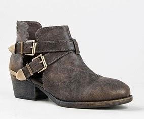 a little shoe therapy: cut-out booties