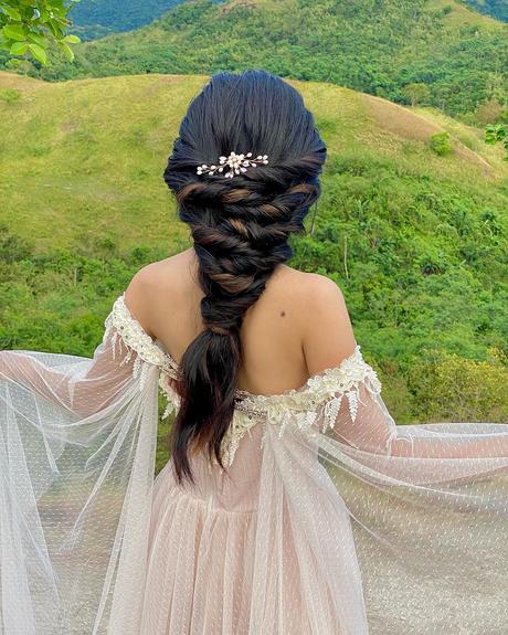 asian wedding hairstyles cascading braid with hairpin atenikks