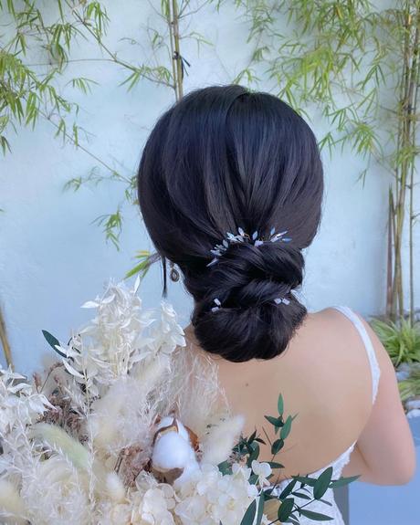 30 Effortless Side Hairstyles for Your Wedding