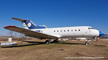 Yakovlev Yak–40E