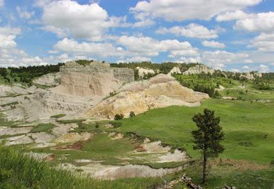 The Puzzling Geology of Northern Slim Buttes