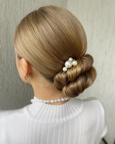 bridal barrette formal low bun with pearls julia_alesionok