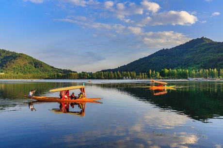 Best Time to Visit Dal Lake things to do in dal lake