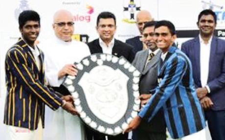 Royal and Thomian captains at the closing ceremony of the Battle of the Blues.