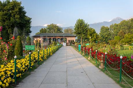 shalimar-bagh-kashmir