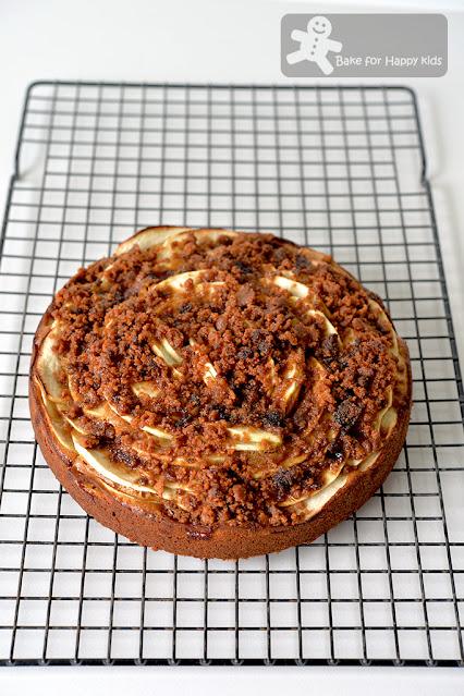 easy mix and bake Biscoff apple cake no butter less sugar