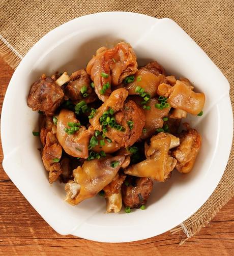 14 Healthy And Flavorful Chinese Pig’s Feet Recipes