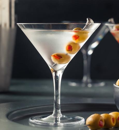18 Exquisite Vodka Martini Recipes For Every Mood And Occasion