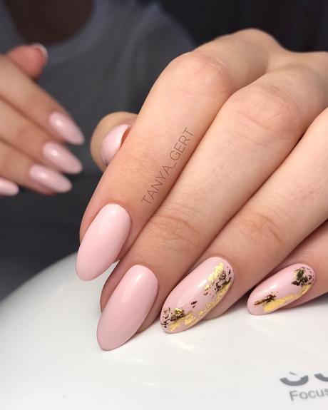 nude wedding nails elegant pink with gold foil gert_nails