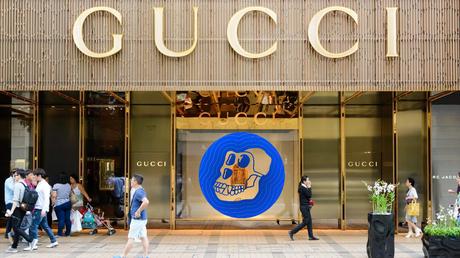 Gucci_accepts_ApeCoin_at_US_stores_What_Does_It_Mean_for_Cryptos