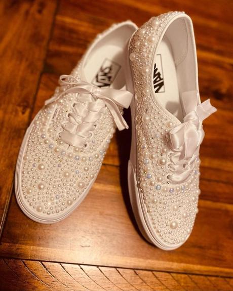 non traditional wedding shoes with pearls white madamealbertnovias