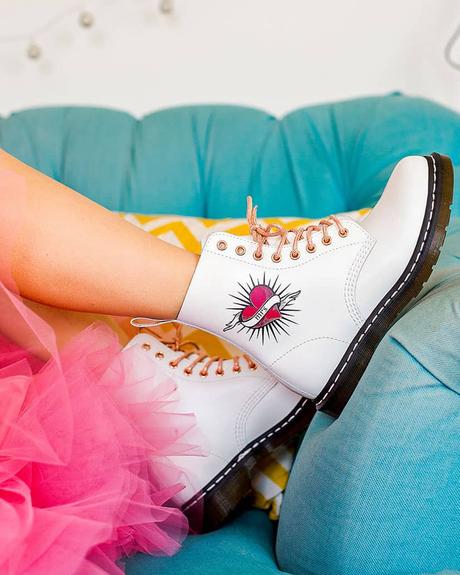 non traditional wedding shoes boots comfortable wedding_converse