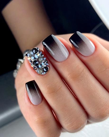 fall wedding nails moody dark blavk ombre and rhinestones tatyana_kor