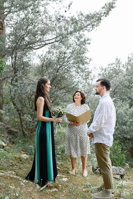 lovely-elopement-athenian-mountains_14