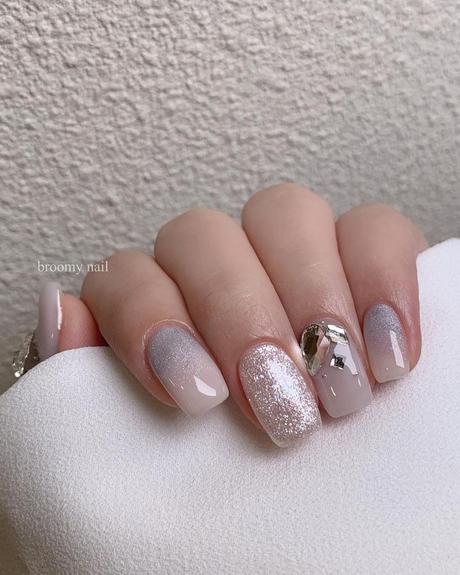 simple wedding nails nude gloss glitter with rhinestones broomy_nail