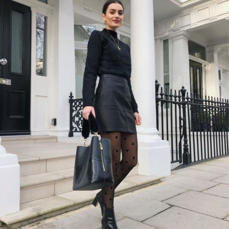 10 elegant and aesthetic outfits to wear to work-leather skirt