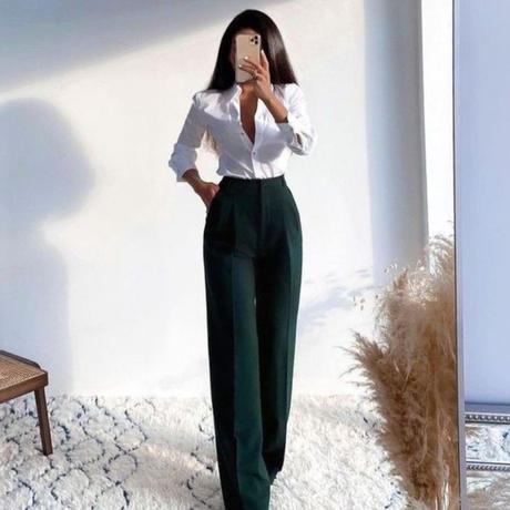 10 elegant and aesthetic outfits to wear to work